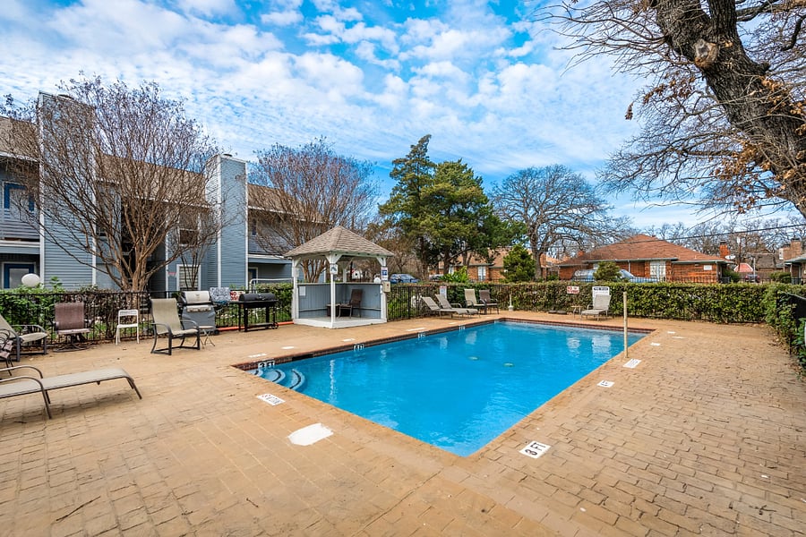 Furnished Finder property 735193_11 photo 10