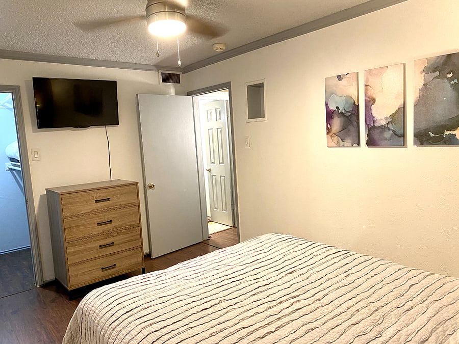 Furnished Finder property 735193_29 photo 12