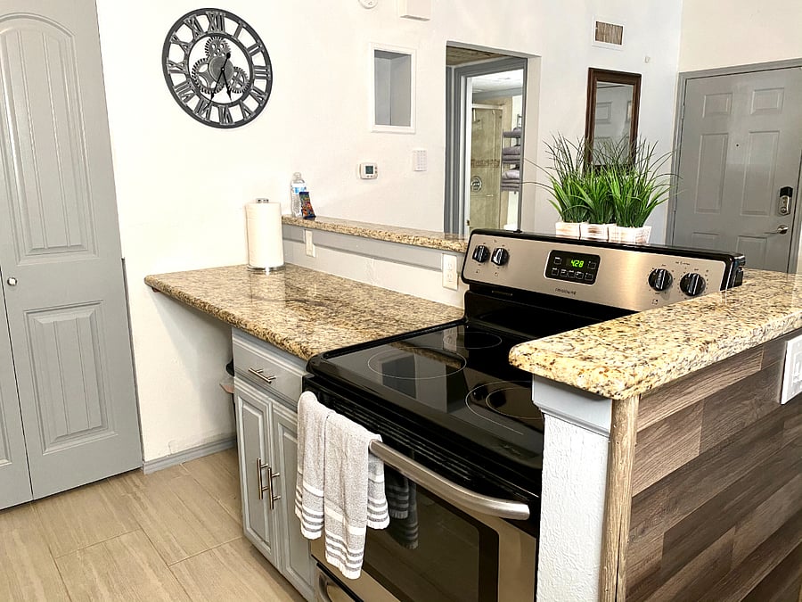 Furnished Finder property 735193_29 photo 13