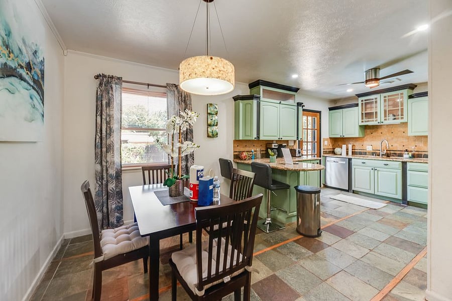 Furnished Finder property 735193_33 photo 7