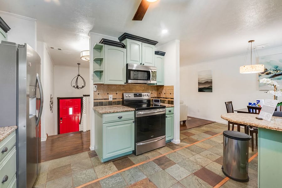 Furnished Finder property 735193_33 photo 16