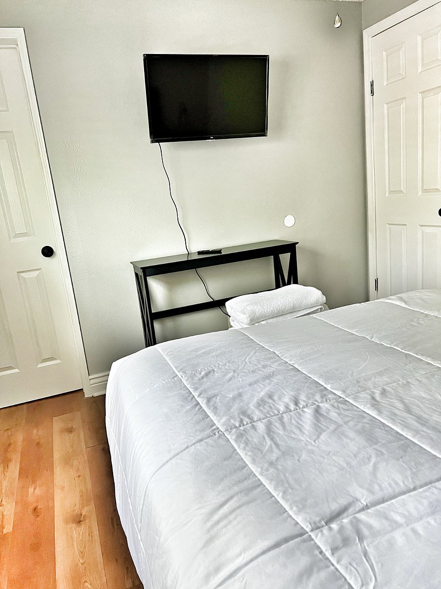 Furnished Finder property 735216_1 photo 16