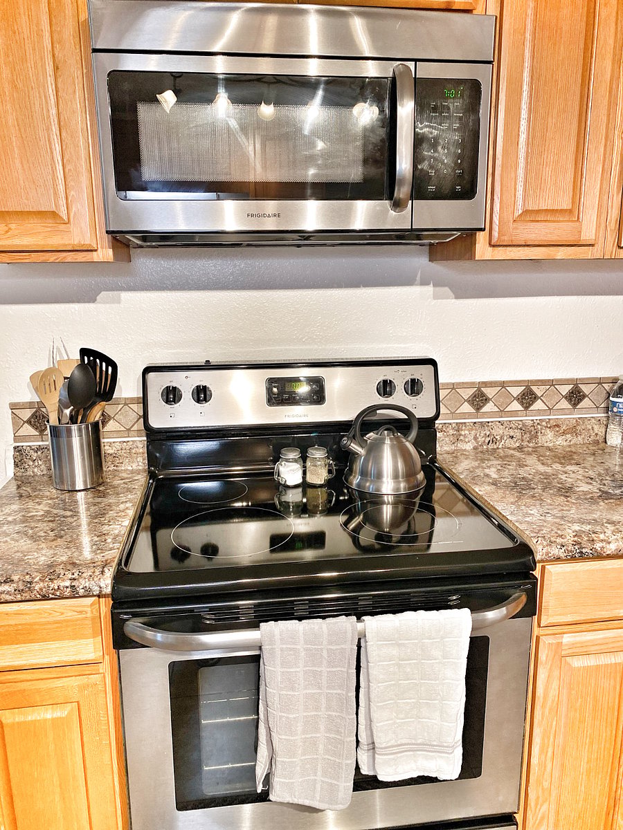 Furnished Finder property 735216_1 photo 38