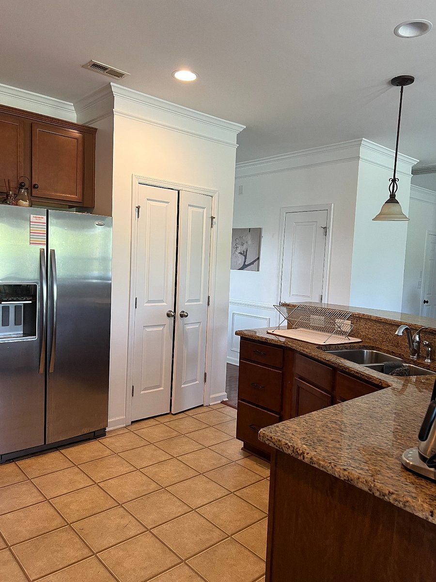 Furnished Finder property 735219_1 photo 18