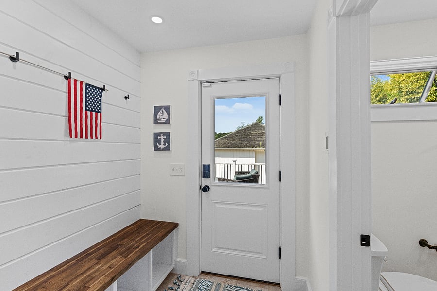 Rear entryway