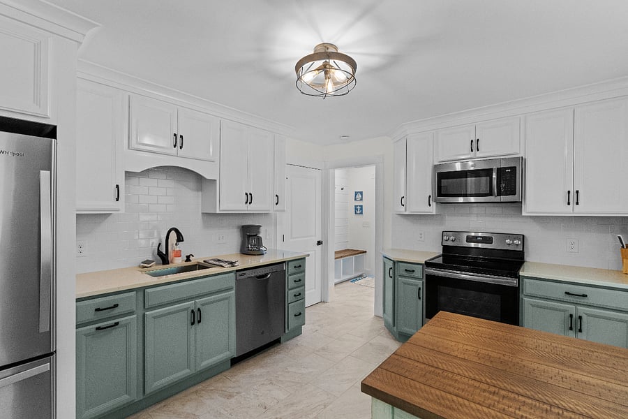 Furnished Finder property 735261_1 photo 16