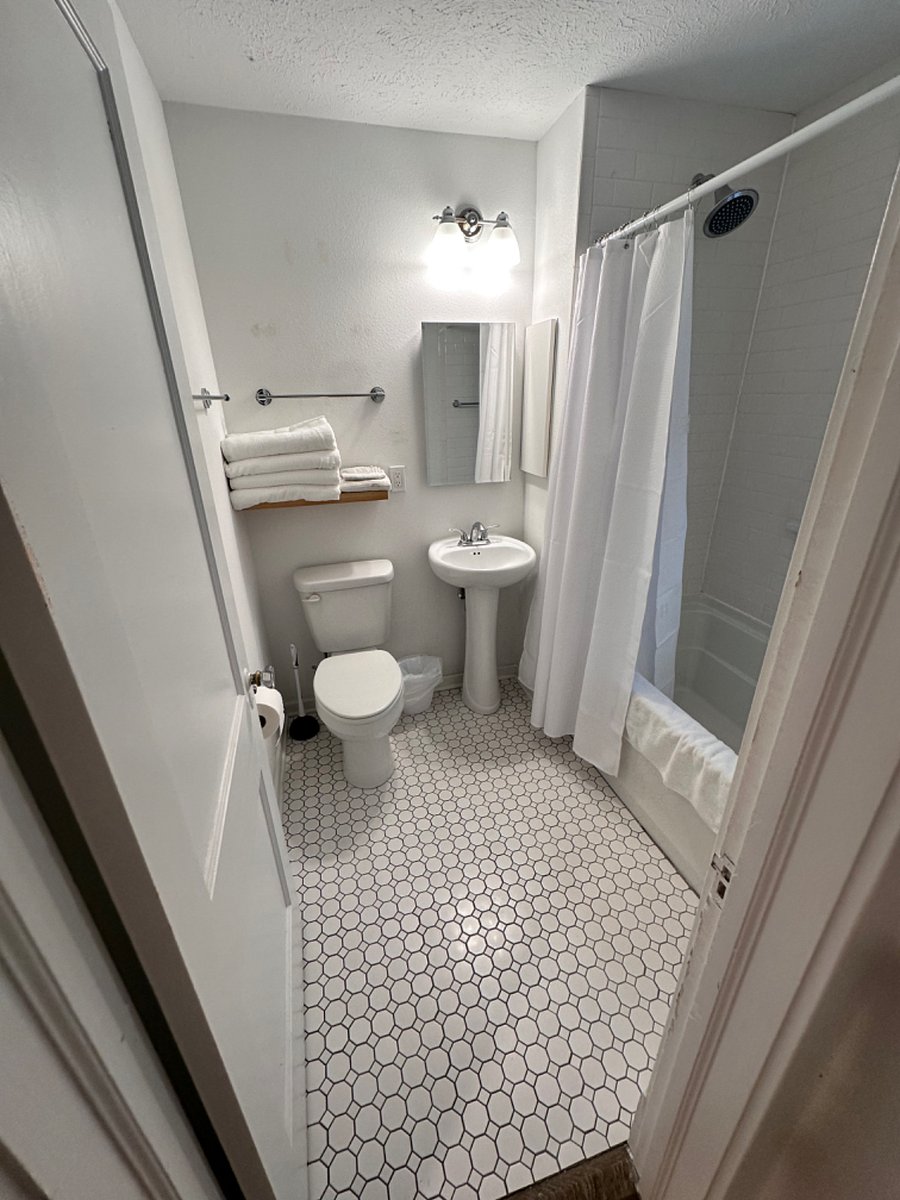Furnished Finder property 735279_1 photo 15