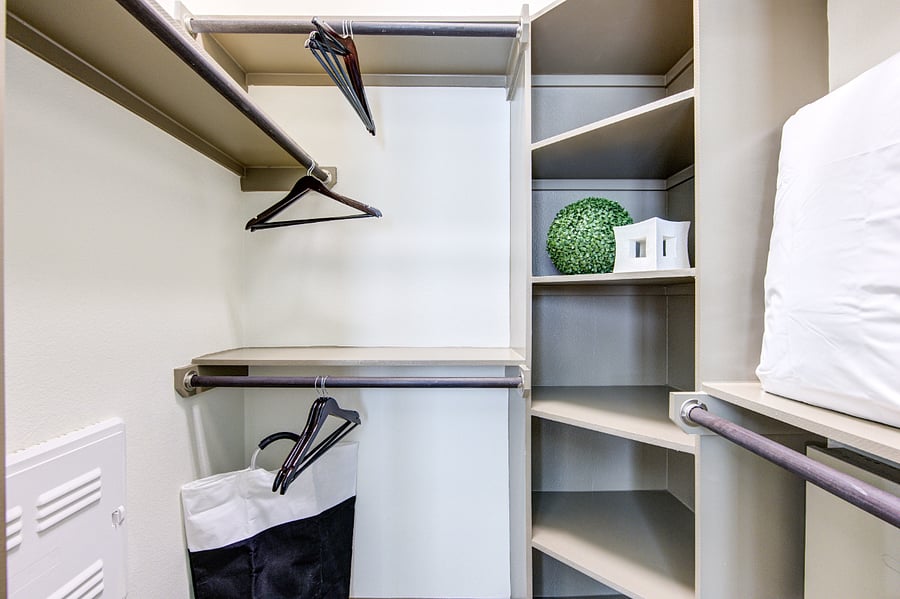 Walk-in closet