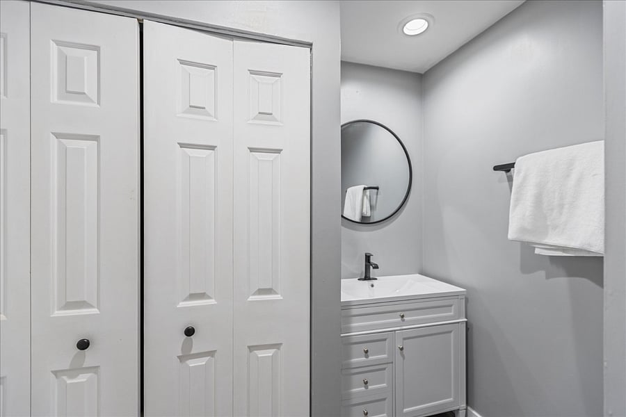 Bathroom vanity with storage