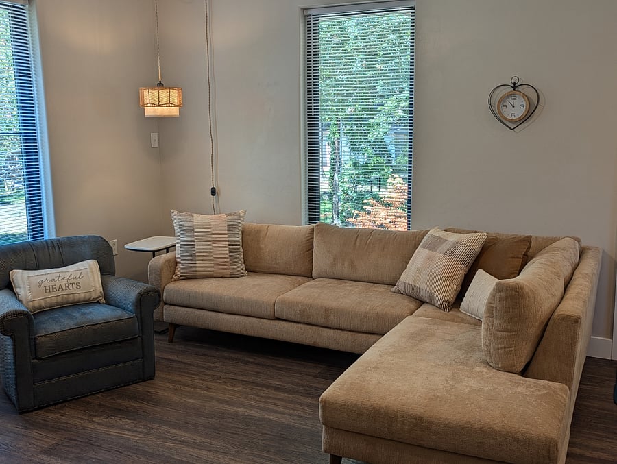 Furnished Finder property 735303_1 photo 3