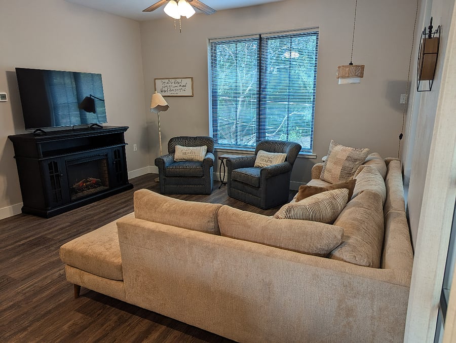 Furnished Finder property 735303_1 photo 2