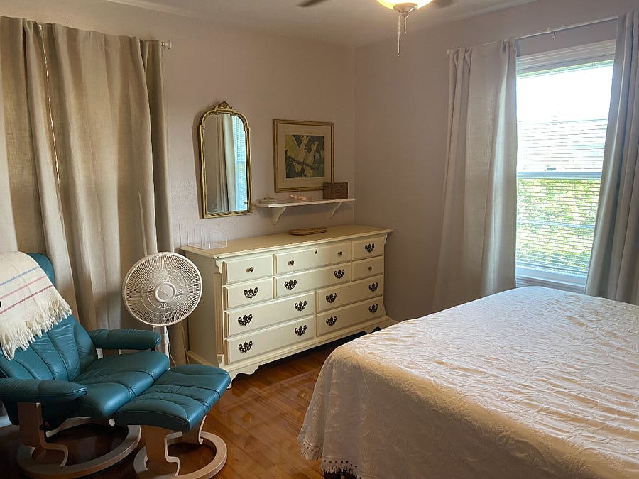 Queen room, mattress is approx two years old (firm foam) with protector. North-facing with room-darkening (not black-out) drapes.
