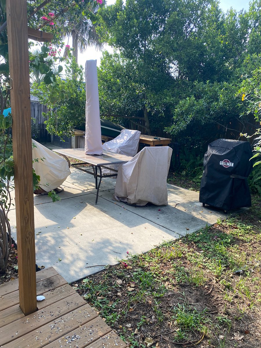 Patio furniture with optional umbrella