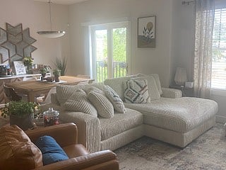 Furnished Finder property 735403_1 photo 3