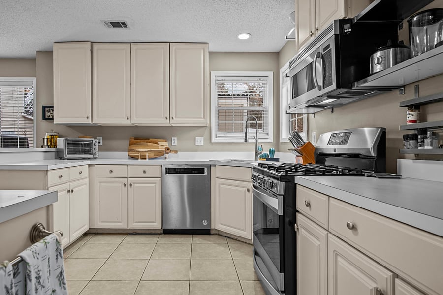 Furnished Finder property 735416_1 photo 11