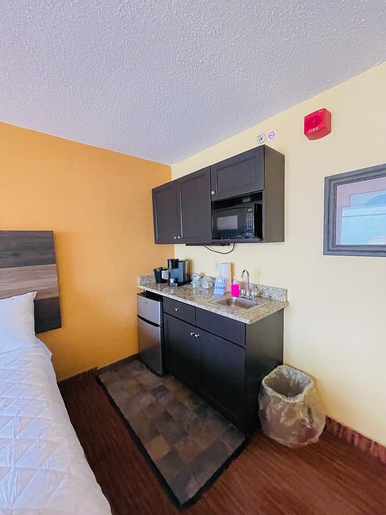 Furnished Finder property 735472_1 photo 10