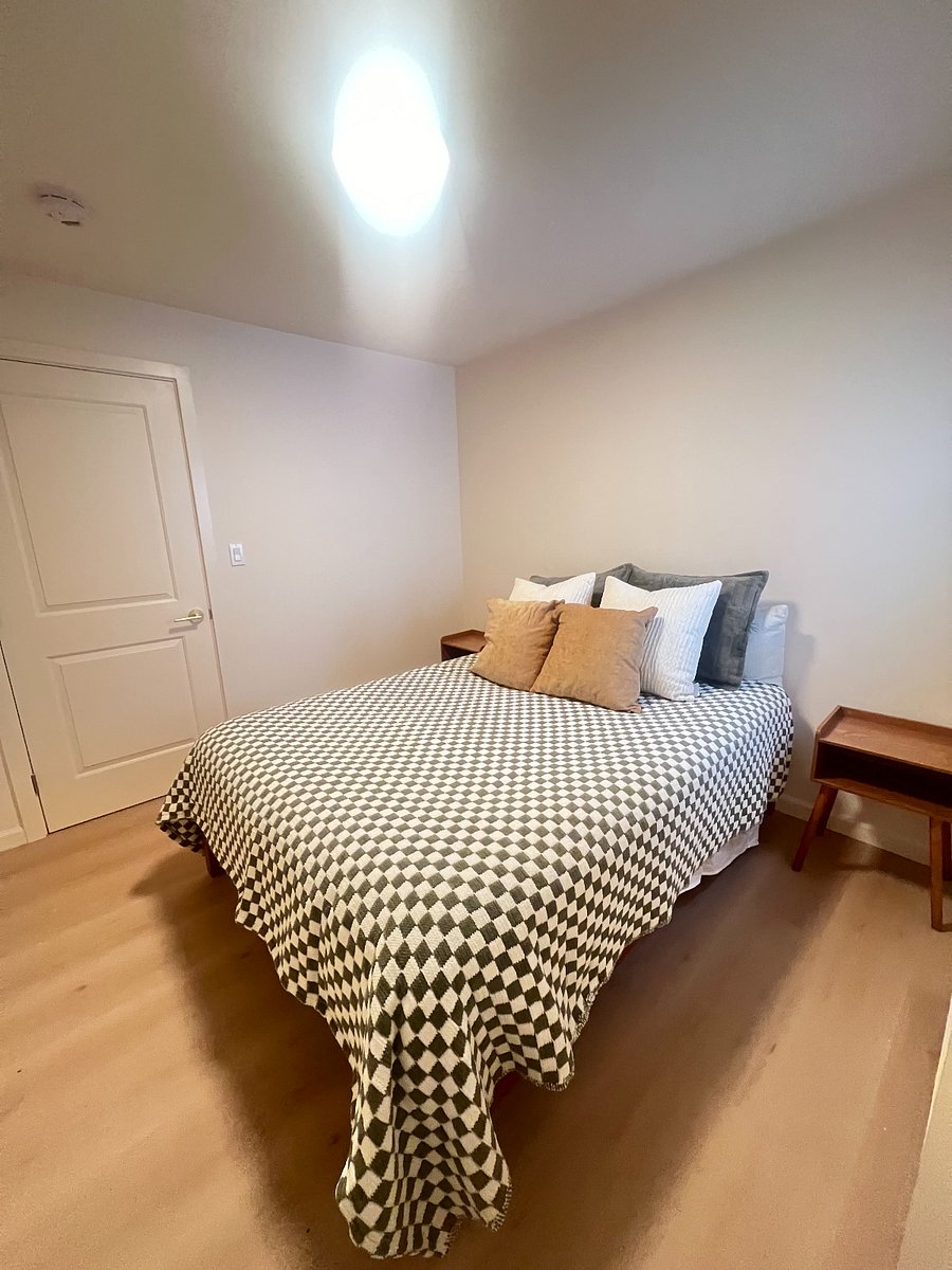 Furnished Finder property 735494_1 photo 7