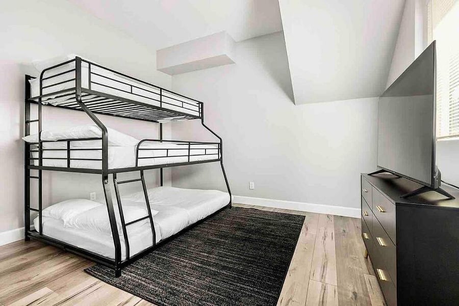 Furnished Finder property 735502_1 photo 16