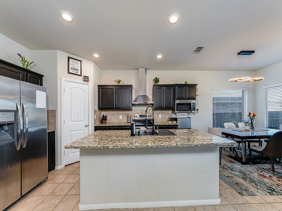 Furnished Finder property 735510_1 photo 4