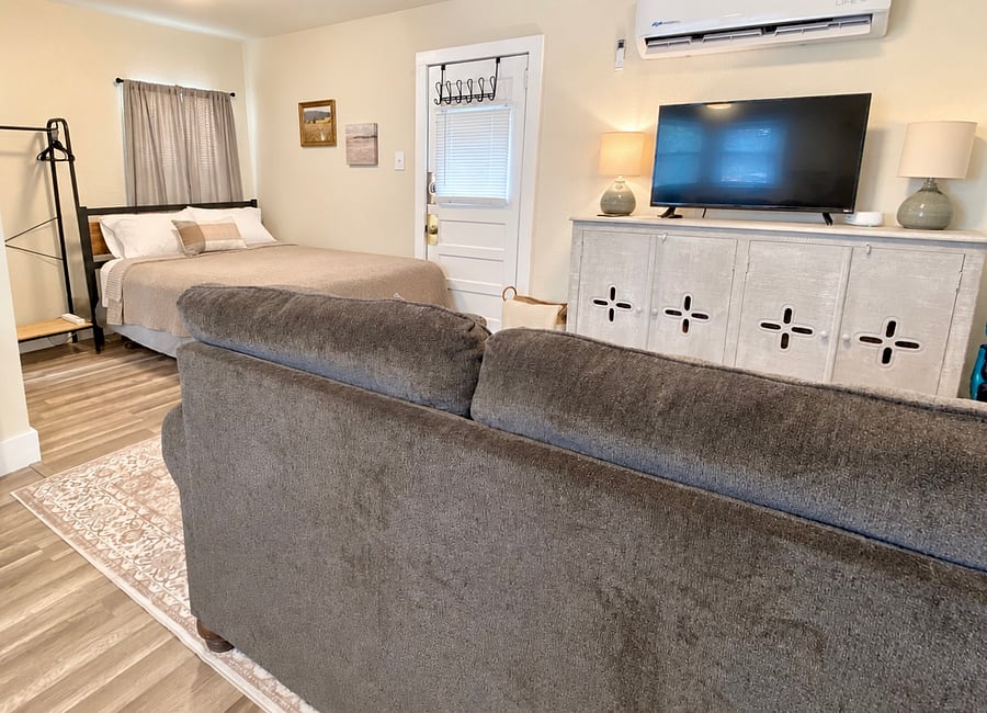 Furnished Finder property 735549_2 photo 4