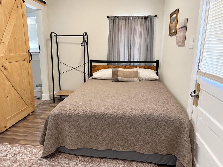 Furnished Finder property 735549_2 photo 6