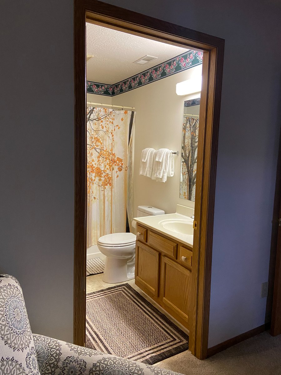 Bedroom suite #2 bathroom