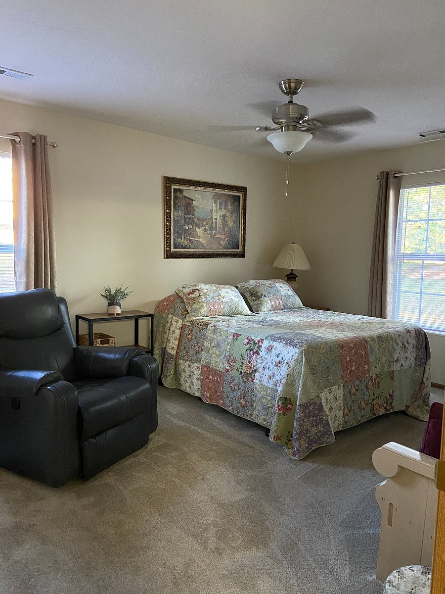 Bedroom suite #1