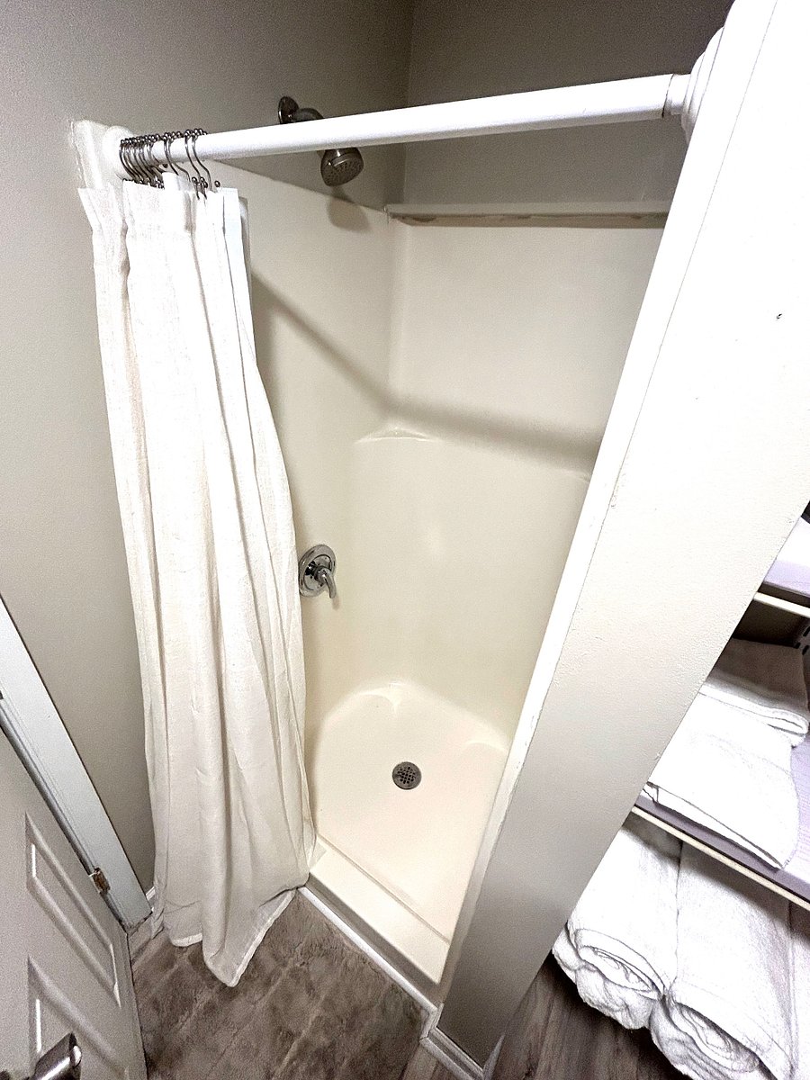 Furnished Finder property 735585_1 photo 9