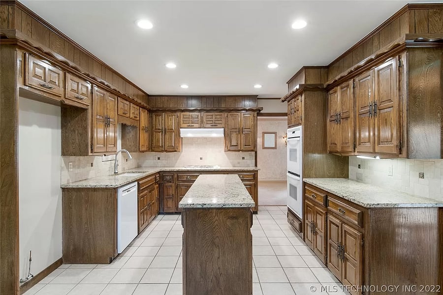 Furnished Finder property 735615_1 photo 18