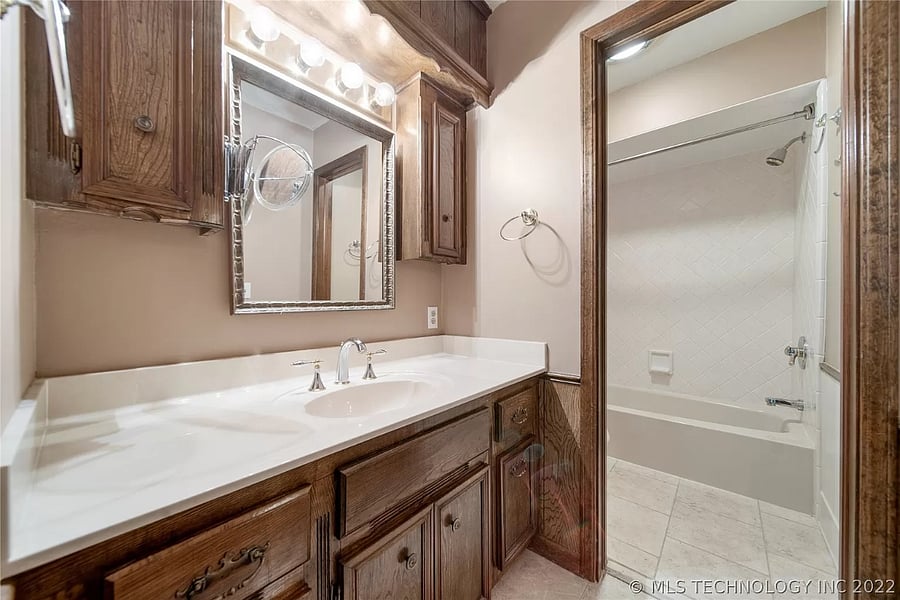 Furnished Finder property 735615_1 photo 43