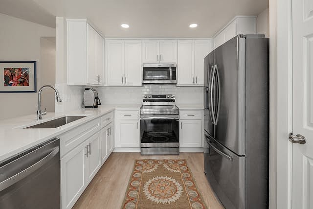Furnished Finder property 735648_1 photo 6