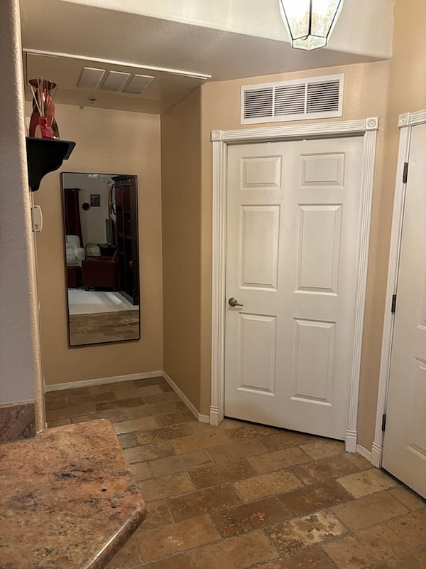 Furnished Finder property 735664_1 photo 13