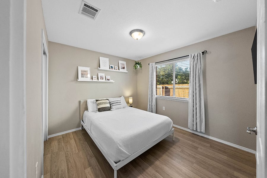 Furnished Finder property 735675_1 photo 11