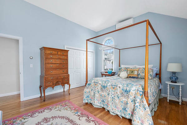 Furnished Finder property 735688_1 photo 20