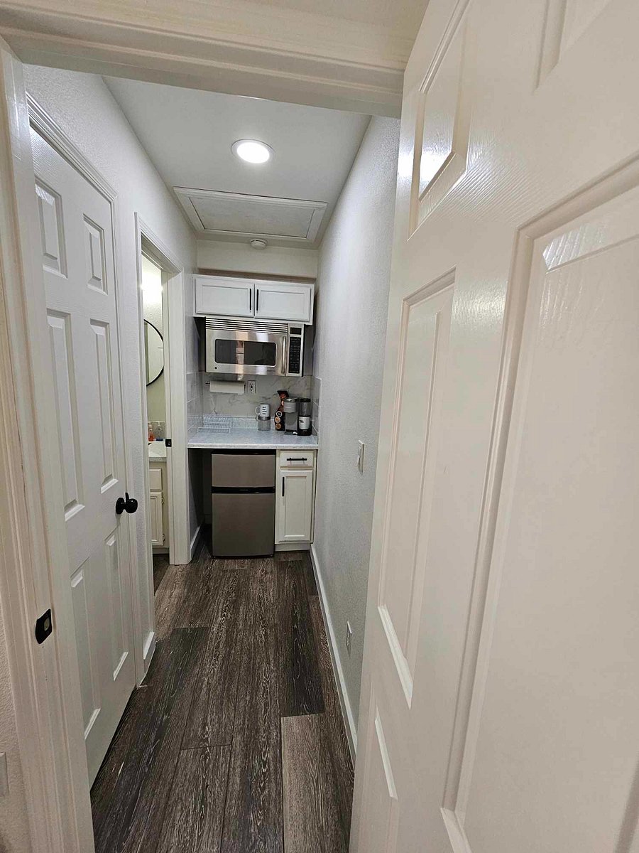 Hallway to Closet and Mini Kitchenette