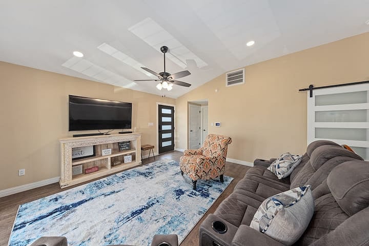 Furnished Finder property 735770_1 photo 7