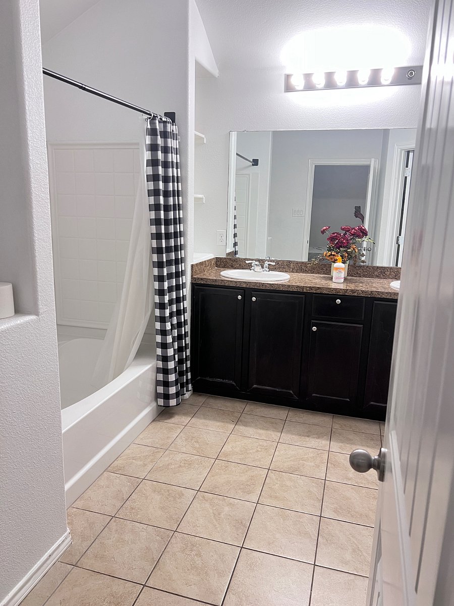 Furnished Finder property 735778_1 photo 12