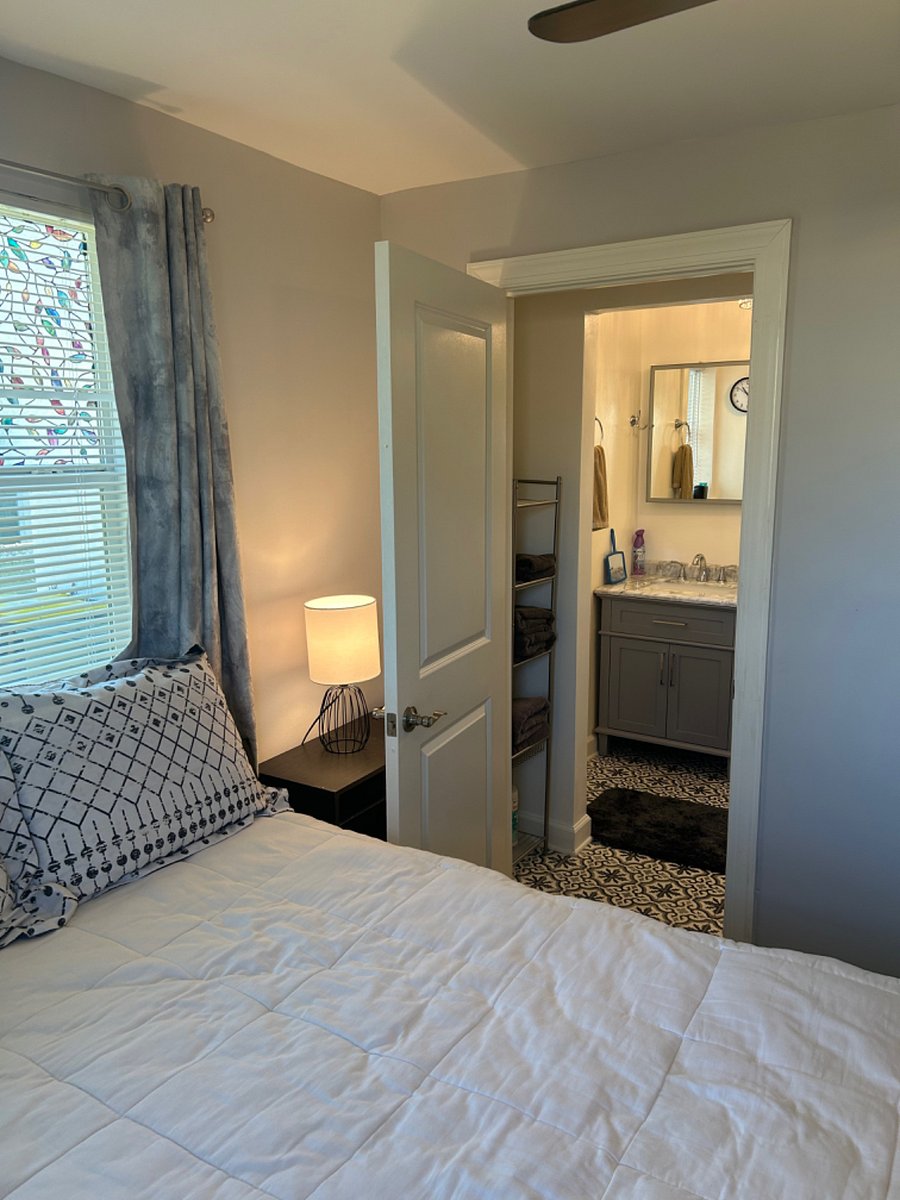 Bedroom #3 w/ bathroom #2