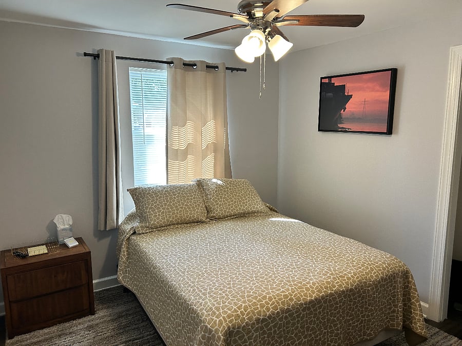 Bedroom #1 Queen Bed