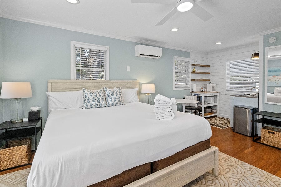 King size bed