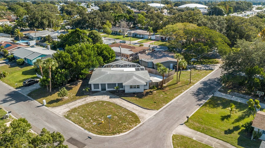 Furnished Finder property 735809_1 photo 16