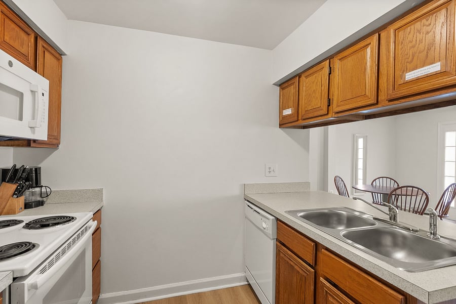 Furnished Finder property 735862_1 photo 9