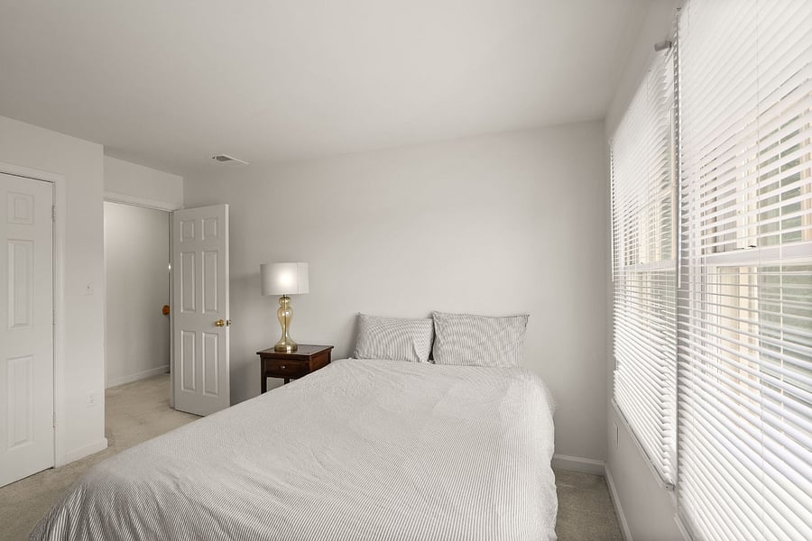 Furnished Finder property 735862_1 photo 22