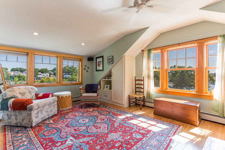 Master Bedroom sitting area.