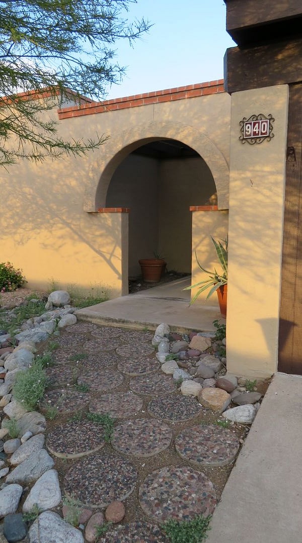 Furnished Finder property 735878_1 photo 17
