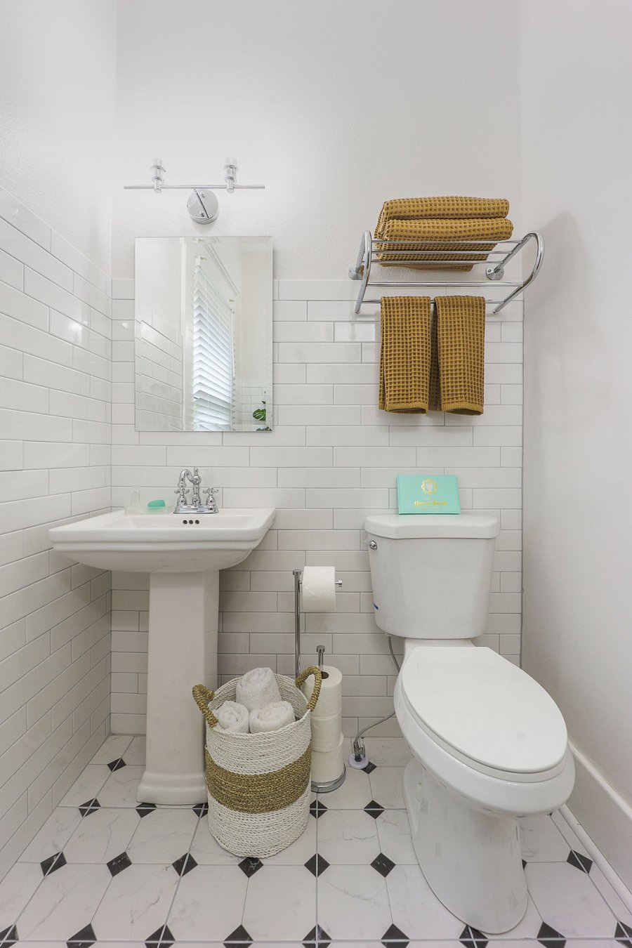Furnished Finder property 735904_1 photo 16