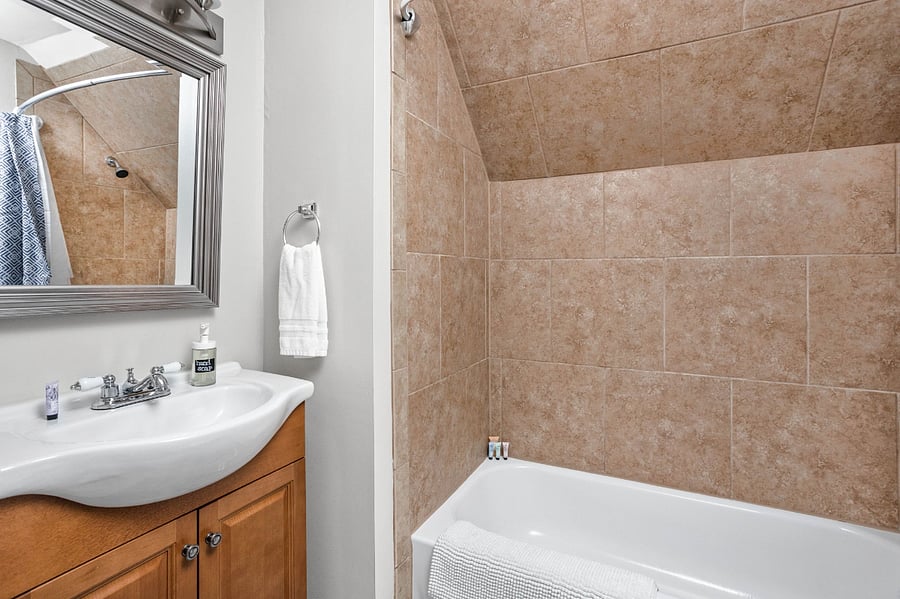 Furnished Finder property 735917_7 photo 12