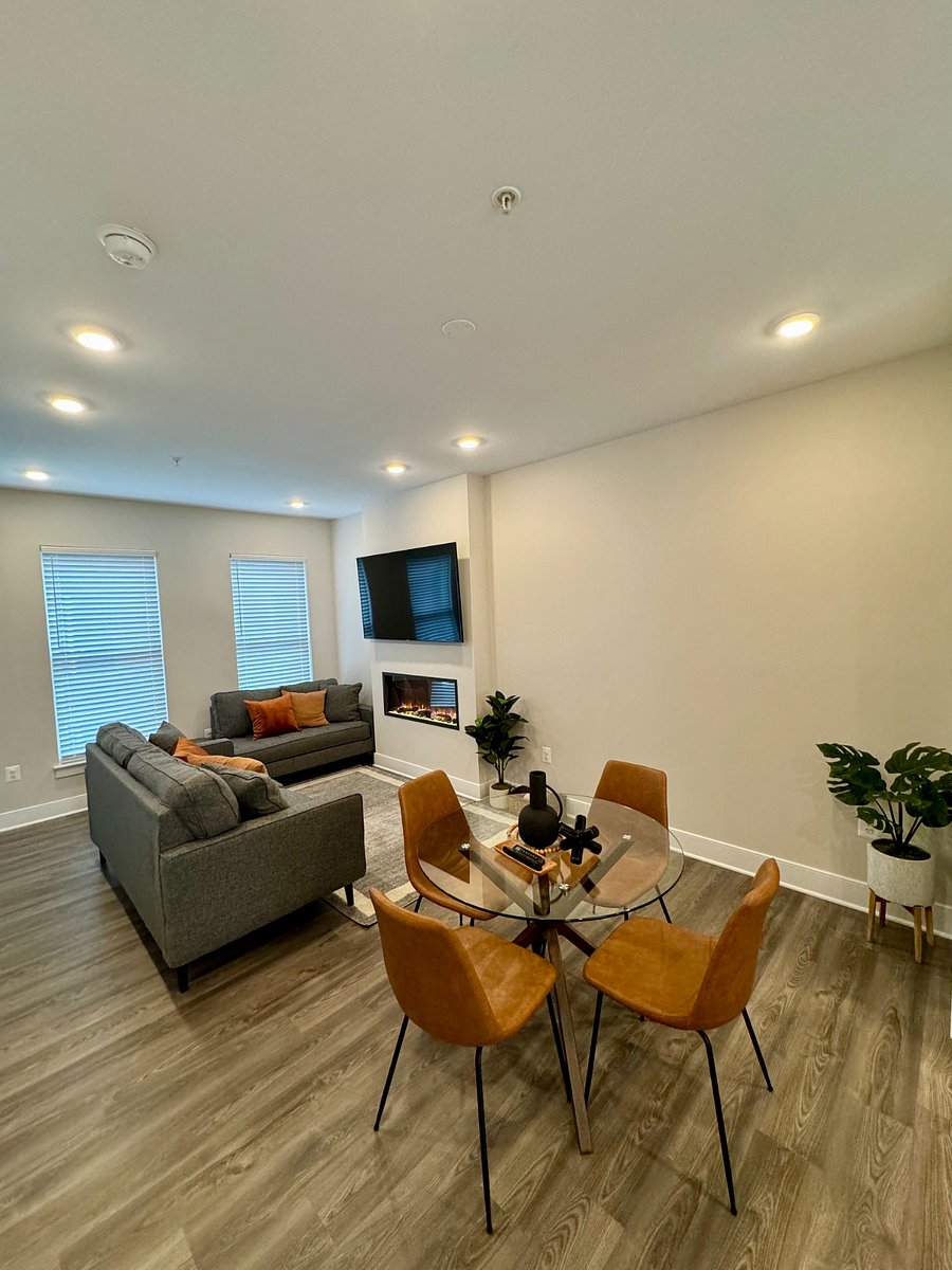 Furnished Finder property 735969_1 photo 3