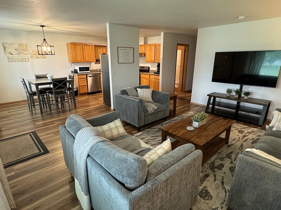 Furnished Finder property 736014_1 photo 1
