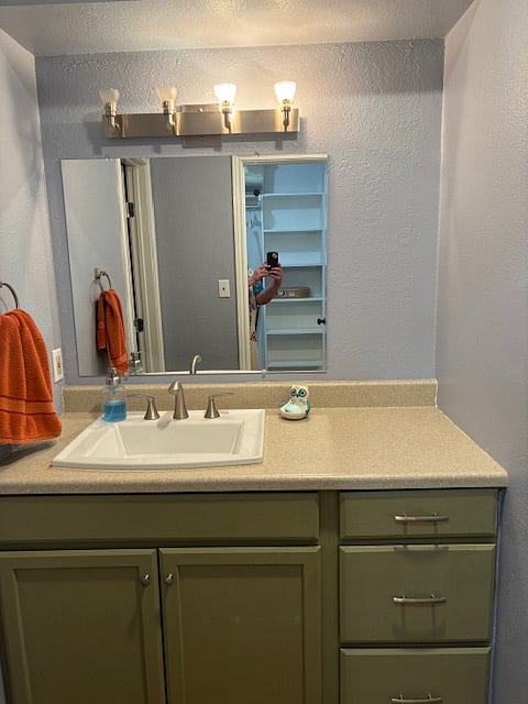 Furnished Finder property 736034_1 photo 7